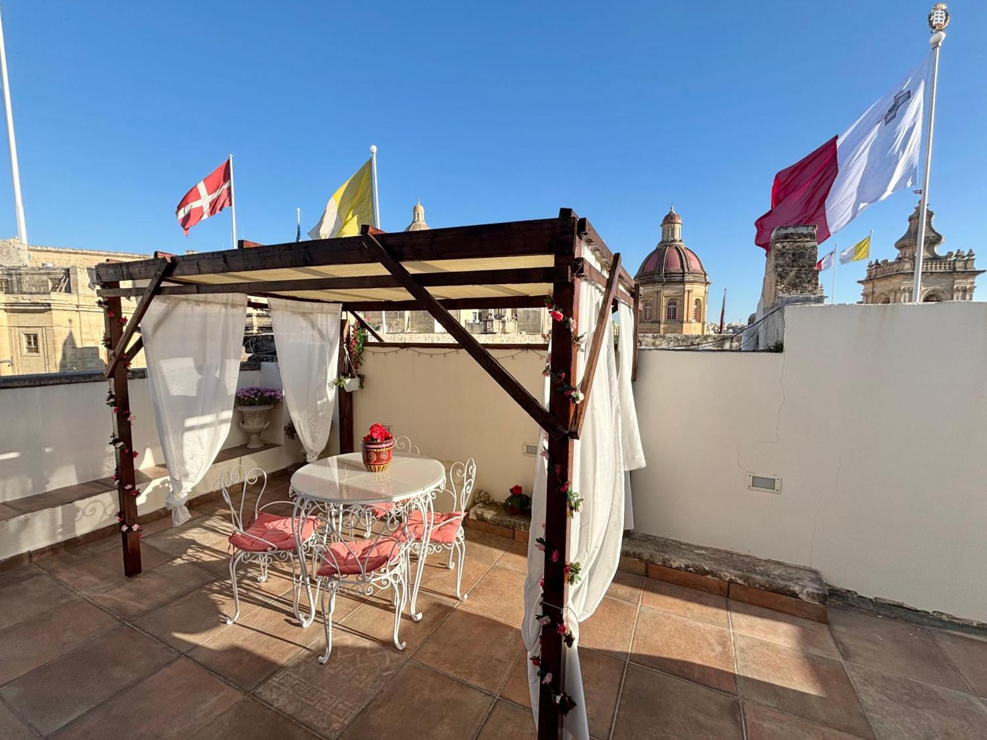 The Knight - Heritage & Art Home At Birgu Square 外观 照片